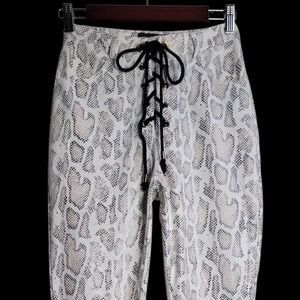 JAGGER & STONE Snake Print High Rise Lace Up Pants Size 4 Reg White Black‎ Beige